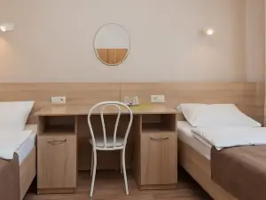 Sputnik Hotel