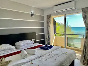 Crown Beach Hotel-Private Bikini Beach