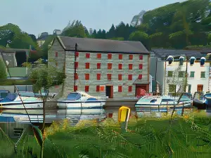 Waterside Guesthouse