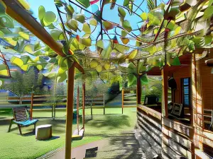 Tiny Houses Genacvale in Bandza