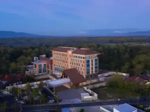 Hotel Santika Gunungkidul - Jogjakarta  