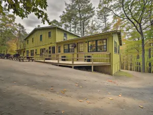 Bill Pickett Apt on 50-Acre Ranch - 1 Mi to Lake