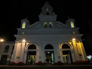 Las Marías Family Home