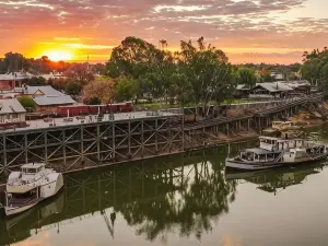 Pastoral Hotel Motel Echuca CBD