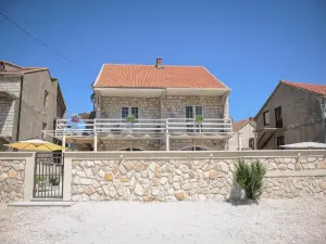 Villa Branka Apartments Near Dubrovnik with Pool and Wine Cellar