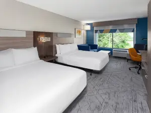 Holiday Inn Express & Suites Reedsburg – Dells Area