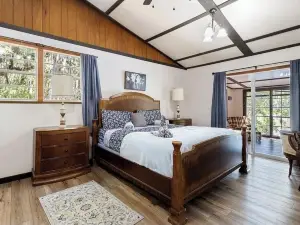 러스틱 레이크하우스, 카약, 낚시, 모닥불