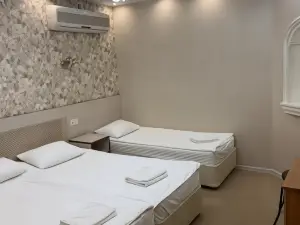 Cayanyi Hotel