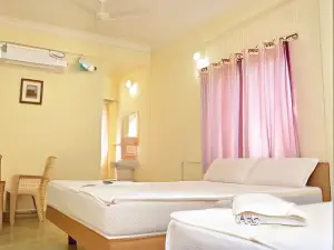 Hari Iyer Residency