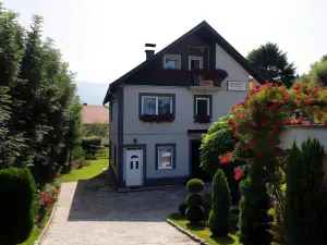 Private Accommodation Lidija Rakočević