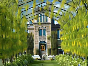 Larnach Lodge & Stable Stay