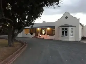 Roode Bloem Farm House