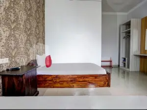 Hotel Miranda Bawean Mitra RedDoorz