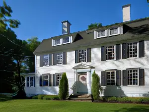 Waldo Emerson Inn