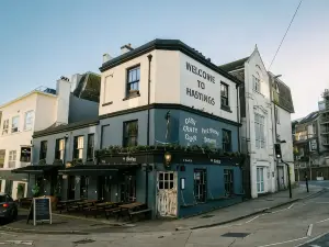 The Doghouse Inn
