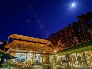 Tian Xiu Mountain Village
