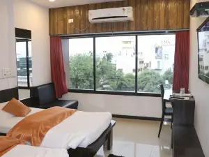 Hotel Raj