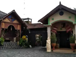 Villa Sumbing Indah