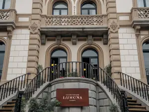 ホテル・ルルナ・パラシオ・ラリナガ
