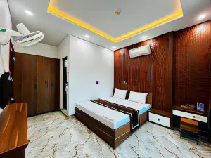 THÀNH HỒNG HOTEL