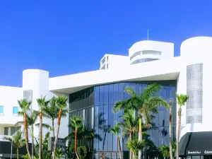 Sunchase Inn & Suites