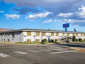 Motel 6 Wenatchee, WA