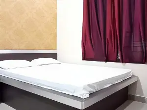 OYO Flagship Shri Anasuya Datt Lodge