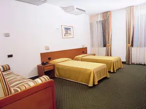Hotel Serenella