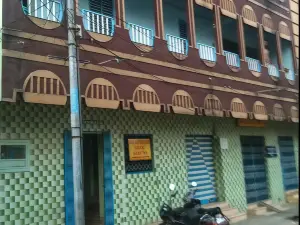 Sakthi Complex Lodge
