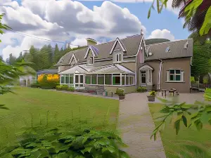 No 45, Ballater