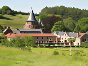 Hôtel - Ferme du Château d'Ahin