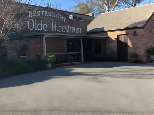 Olde Horsham Motor Inn