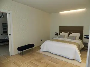 Hotel Manel