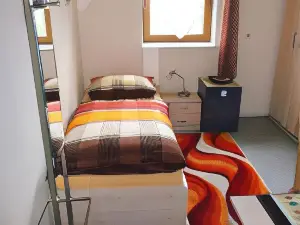 Pension/FeWo E. Tschernach
