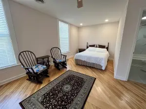 The Washington Inn