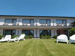 OSTSEEHOTEL & BOARDINGHOUSE KAPPELN by team SchleiFee