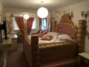 Bali Colosseum Hotel