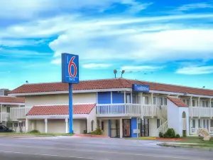 Motel 6 El Paso, TX - East