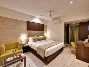 Click Hotel Vadodara 4 Mins Walk for the Railway Station