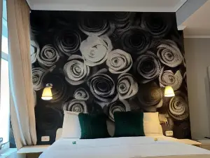 ArtMotel & Bistro