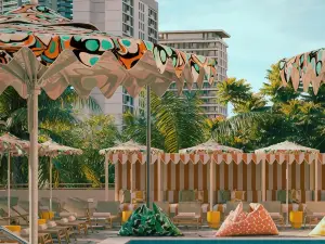 The Ambassador Hotel of Waikiki, Tapestry Collection by Hilton