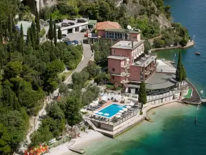 Hotel Capo Reamol
