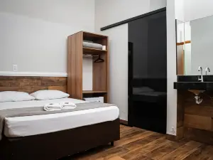 Hotel Nixon Próximo, Rodoviária, Prefeitura e a Matriz Central