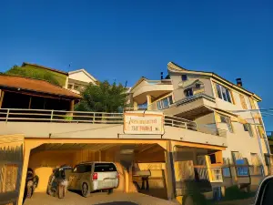 Apartments Šofranac