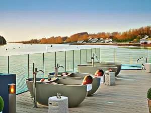 Ice House Hotel