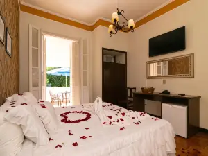 Avenida Charme Hotel