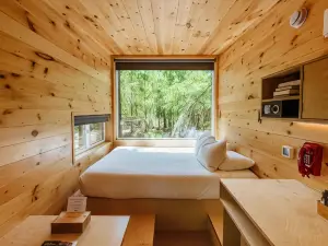 Postcard Cabins Machimoodus