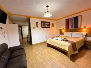 Tambo Lodge Canta