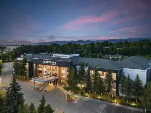 คอร์ทยาร์ดบายแมริออท สนามบินแองคอริจ