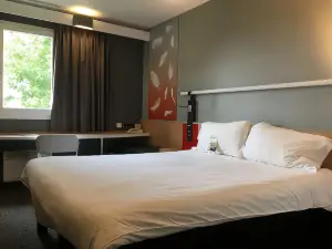 Ibis Abbeville